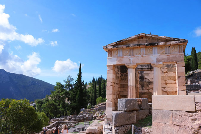 heritage_delphi_2.jpg